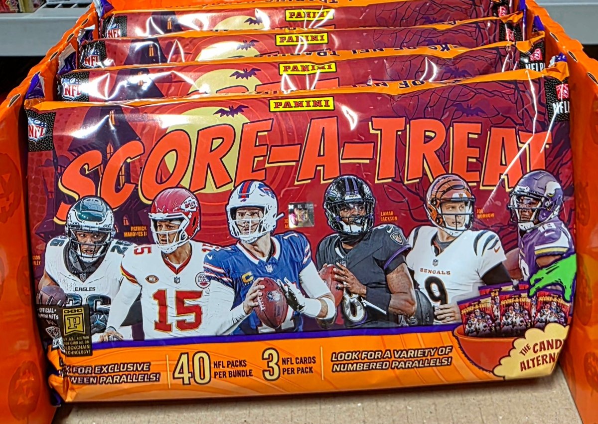 Panini Squishmallows Halloween Treat Packs – Limited Edition Spooky Series